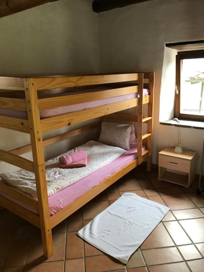 Ostello Orgnana Gambarogno Exteriör bild